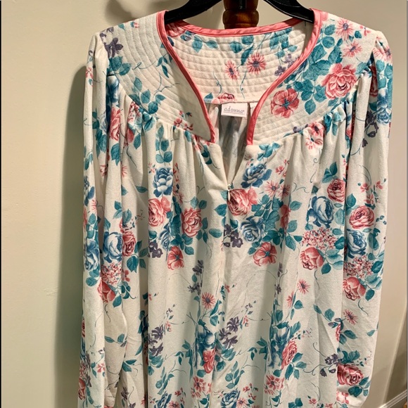 Adonna New Floral Maxi Robe. - Picture 4 of 4